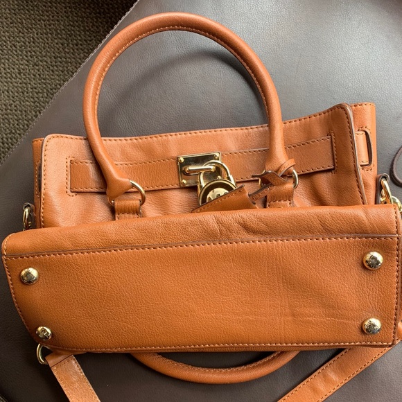 Michael Kors Hamilton Tote, Medium, Cognac - Picture 5 of 5